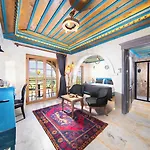 Moonstone In Cappadocia Üçhisar