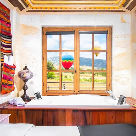 Moonstone In Cappadocia 5*