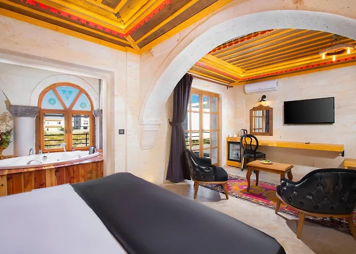 Moonstone In Cappadocia * Üçhisar