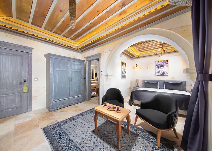 Moonstone In Cappadocia * Üçhisar